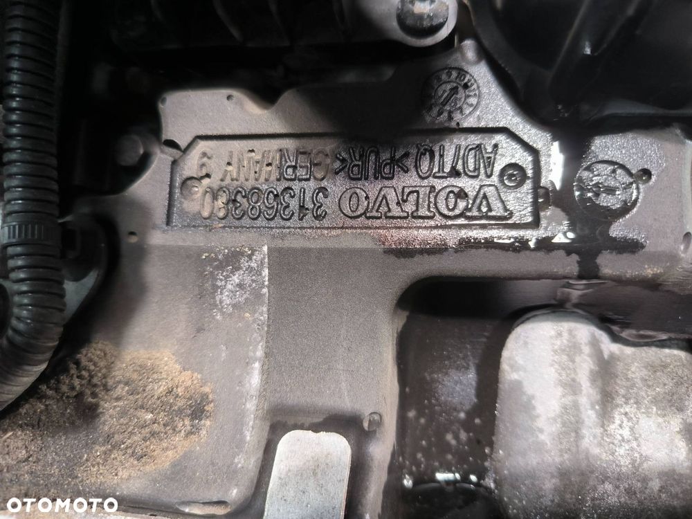 SILNIK KOMPLETNY VOLVO V60 D4204T8 2.0 120 - 4