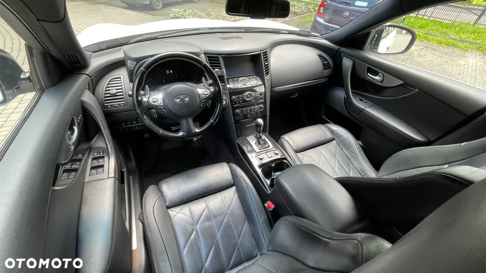 Infiniti FX FX30d GT Premium - 13