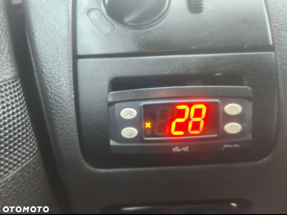 Mercedes-Benz vito - 12