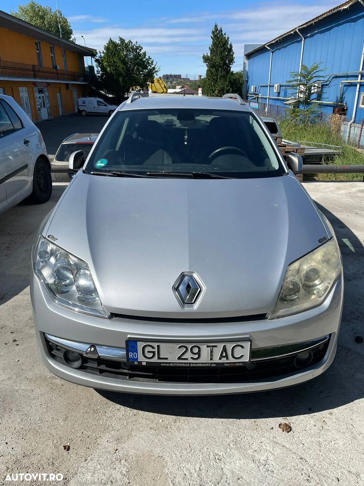 Renault Laguna - 1