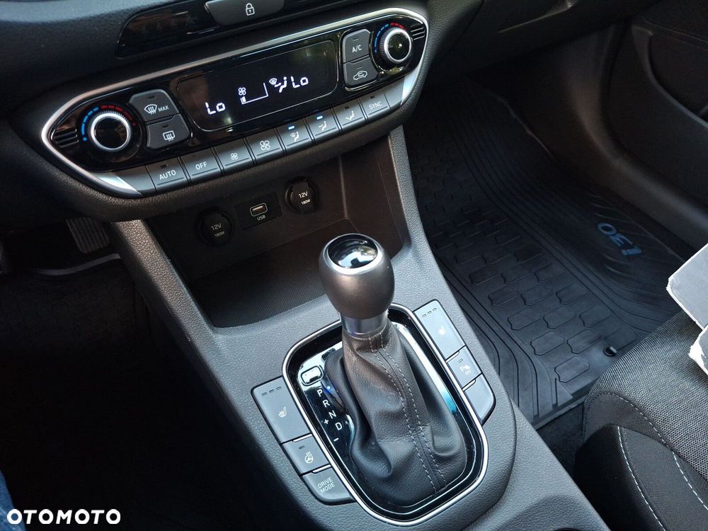 Hyundai i30 - 19