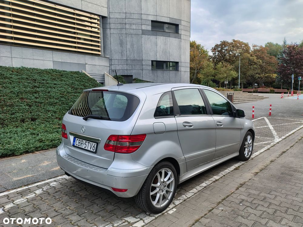 Mercedes-Benz Klasa B - 2