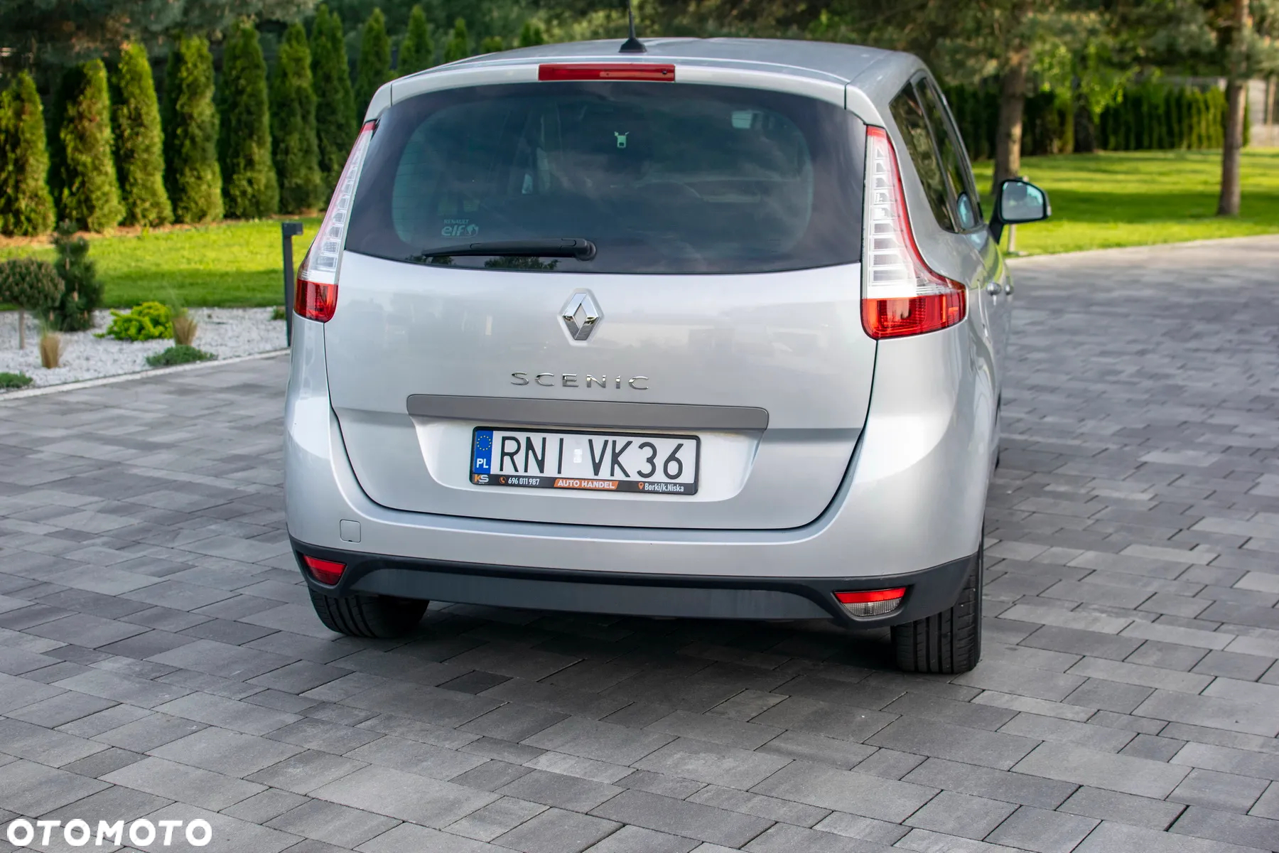 Renault Grand Scenic - 23