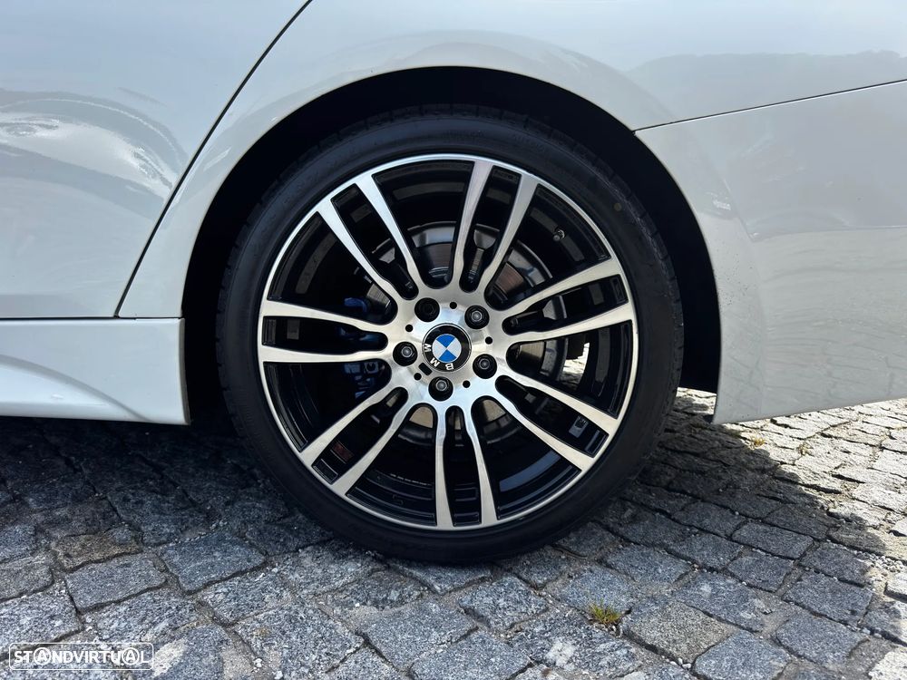 BMW 318 d Auto Pack M - 36