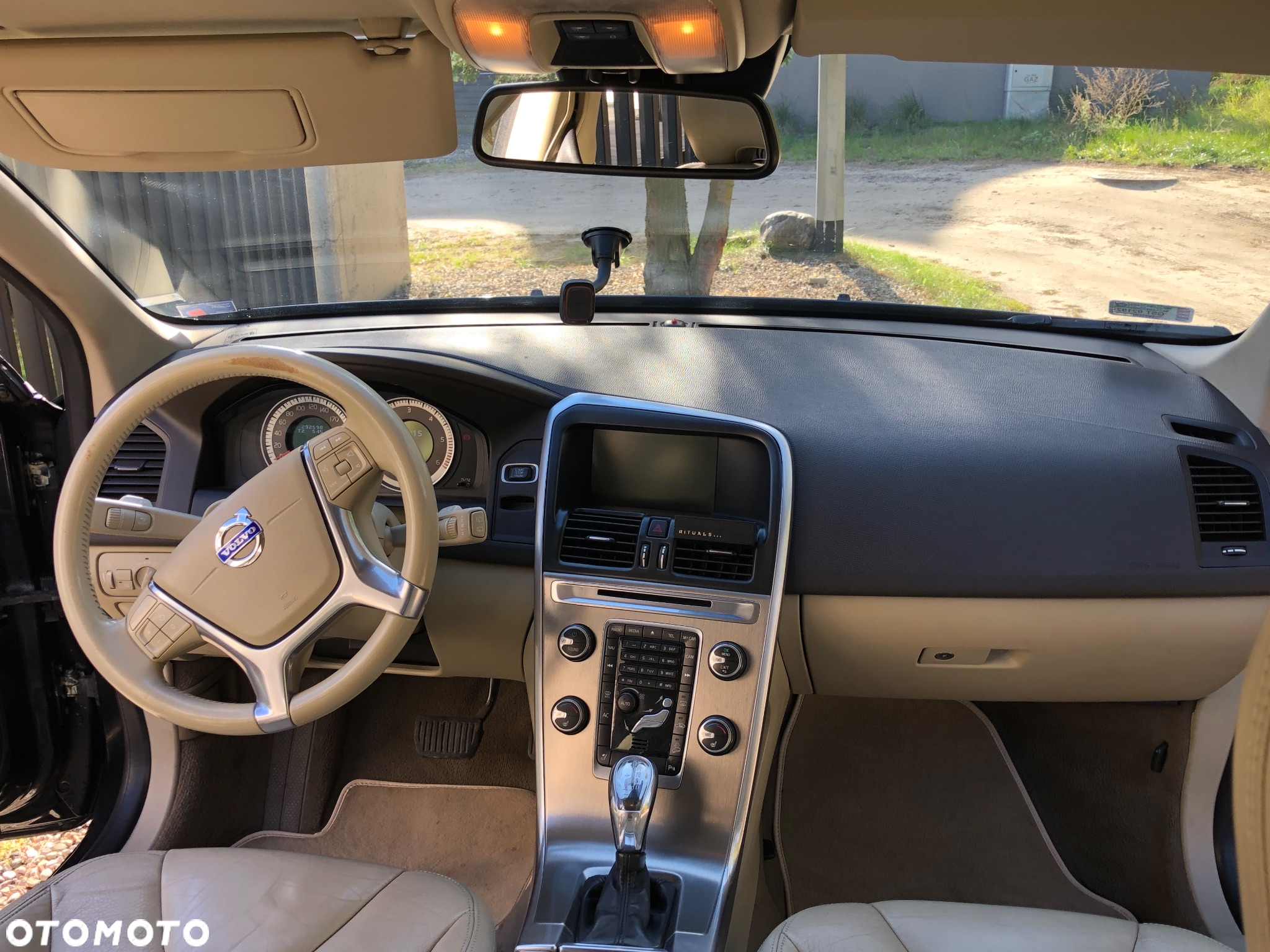 Volvo XC 60 - 29
