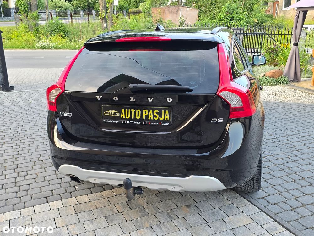 Volvo V60 D3 Summum - 11