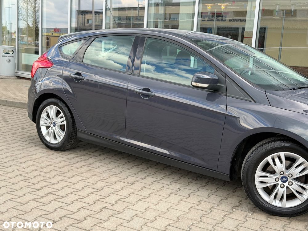 Ford Focus 1.6 TDCi DPF Champions Edition - 28