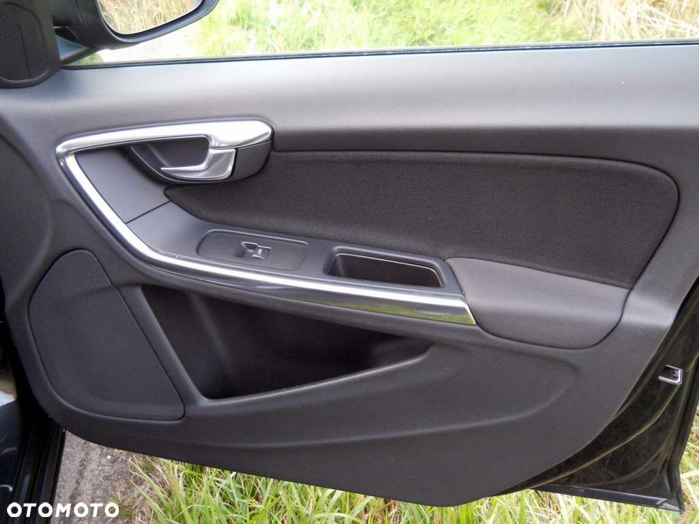 Volvo S60 DRIVe - 20