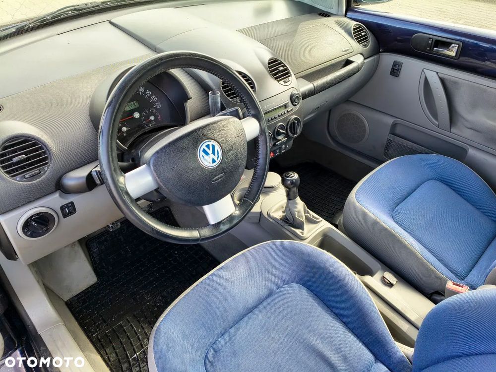 Volkswagen New Beetle 1.6 - 10