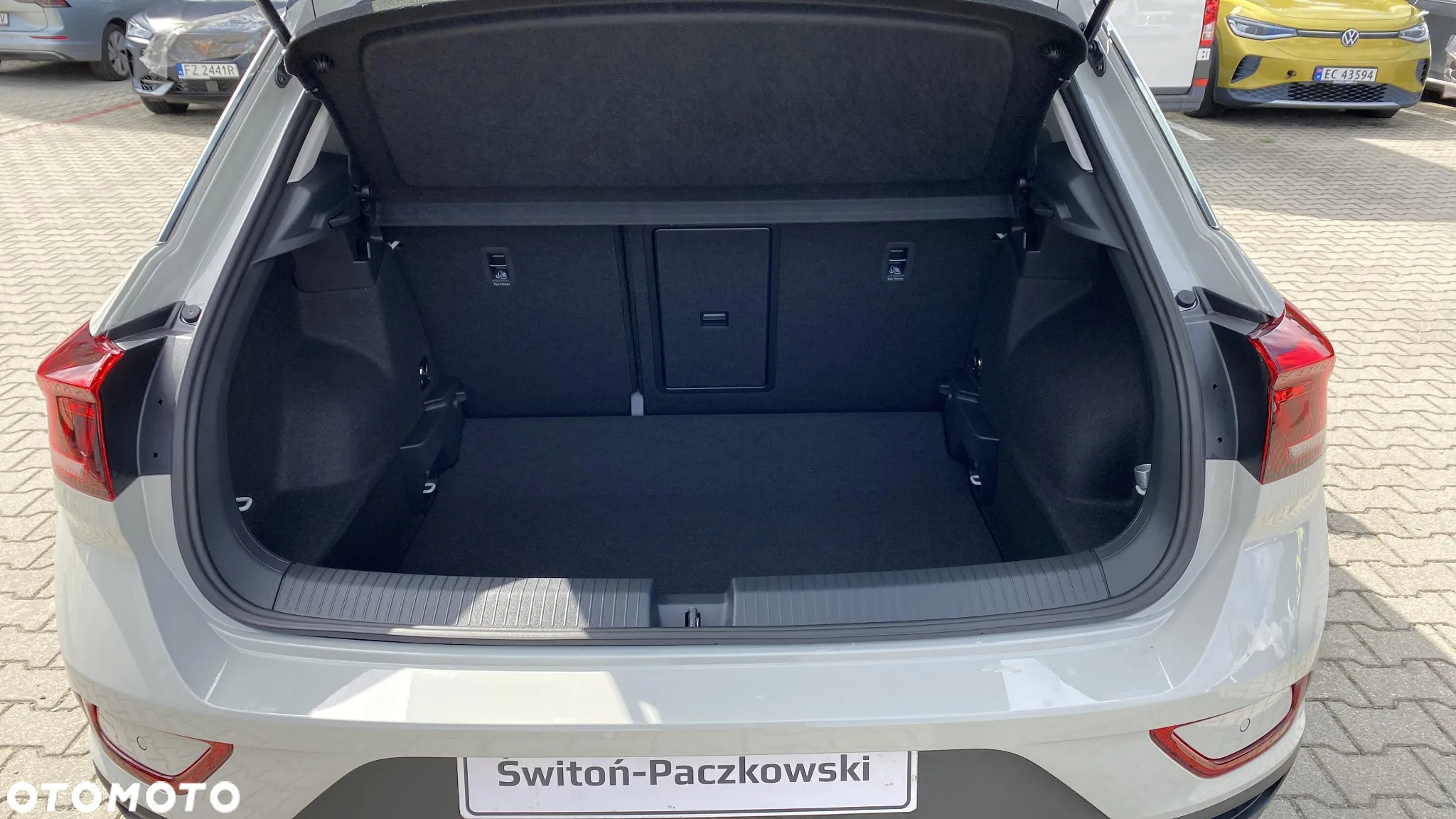 Volkswagen T-Roc 1.5 TSI Life Plus DSG - 16
