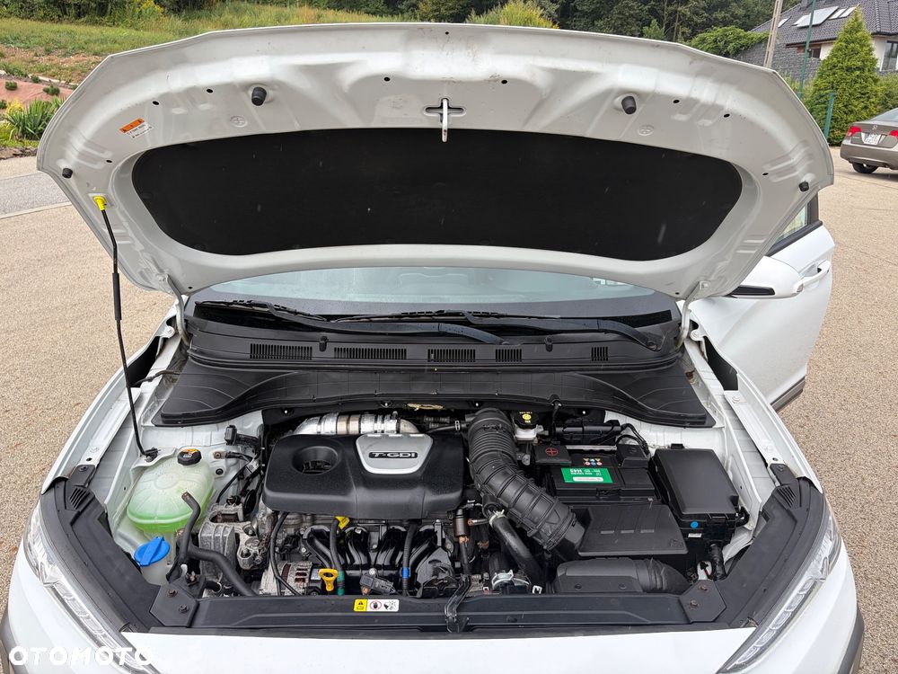 Hyundai Kona 1.6 T-GDI DCT 4WD Premium - 36