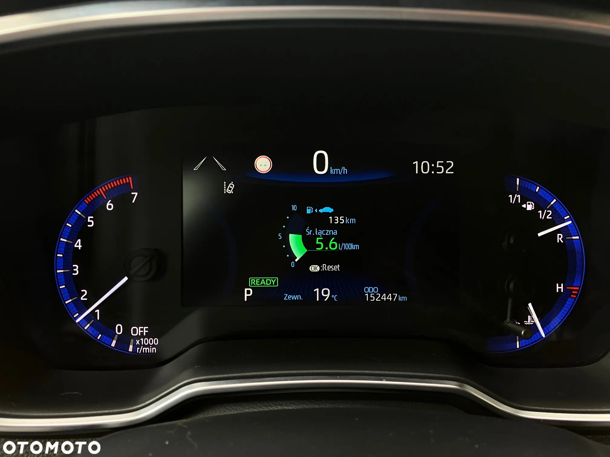 Toyota Corolla 1.8 Hybrid Comfort - 21