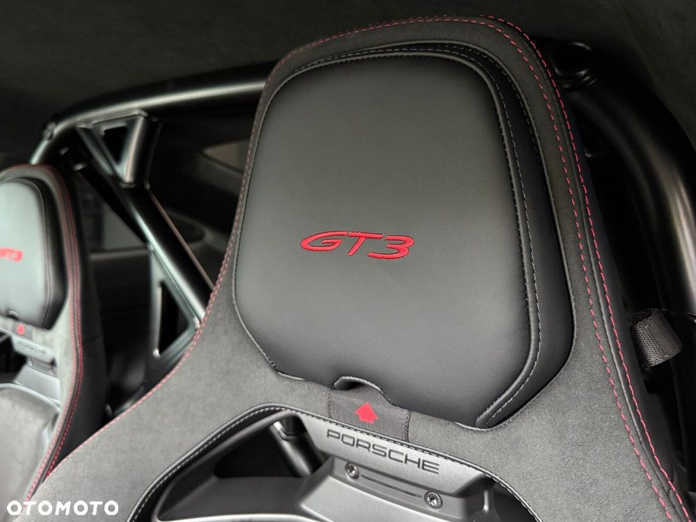 Porsche 911 - 16