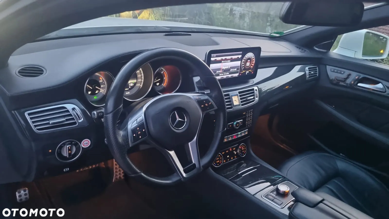 Mercedes-Benz CLS 350 CDI 4-Matic BlueEff - 3