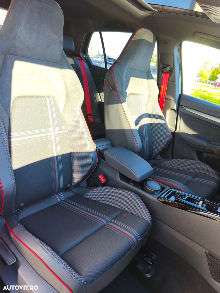 Volkswagen Golf GTI Edition 50 - 22