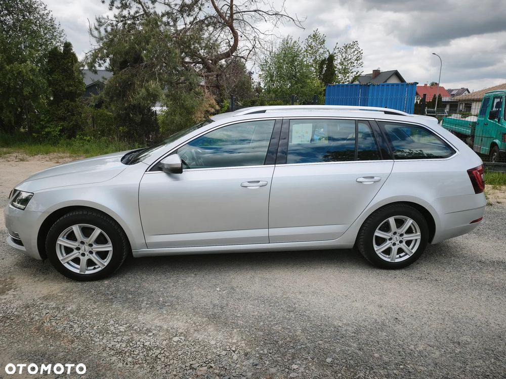 Skoda Octavia 2.0 TDI Edition - 3