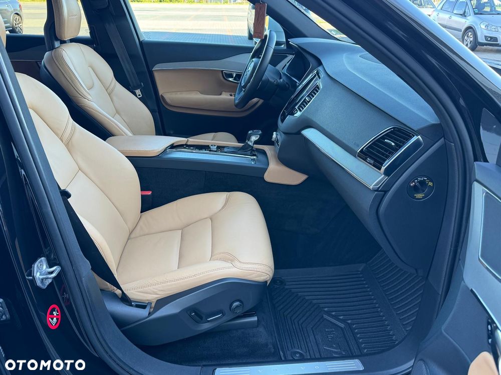 Volvo XC 90 D5 AWD Inscription 7os - 25