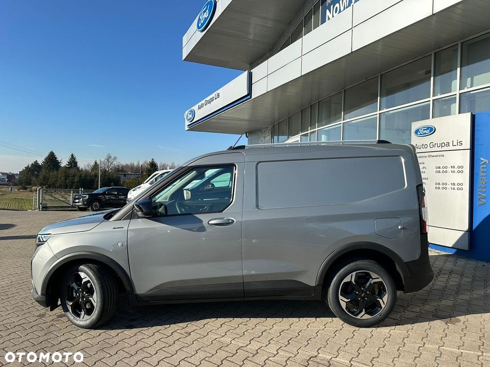 Ford Transit Courier - 9