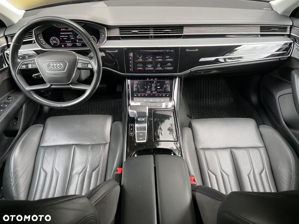 Audi A8 - 14