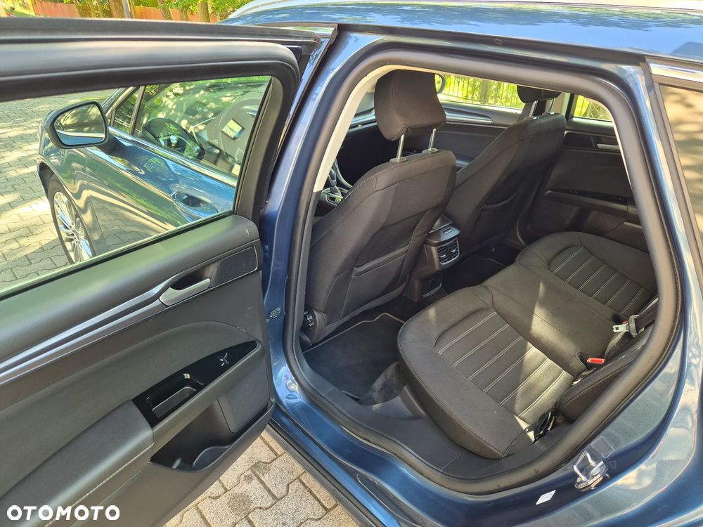 Ford Mondeo 2.0 Hybrid Titanium GPF - 20