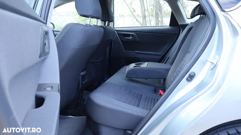 Toyota Auris - 9