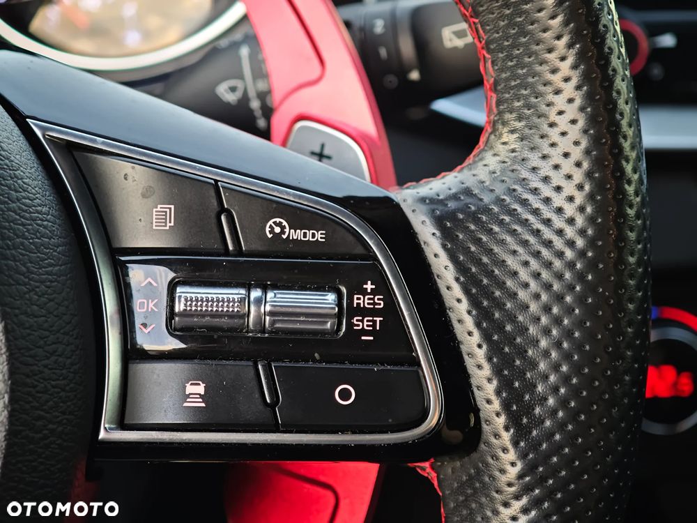 Kia ProCeed 1.6 T-GDI GT DCT - 21
