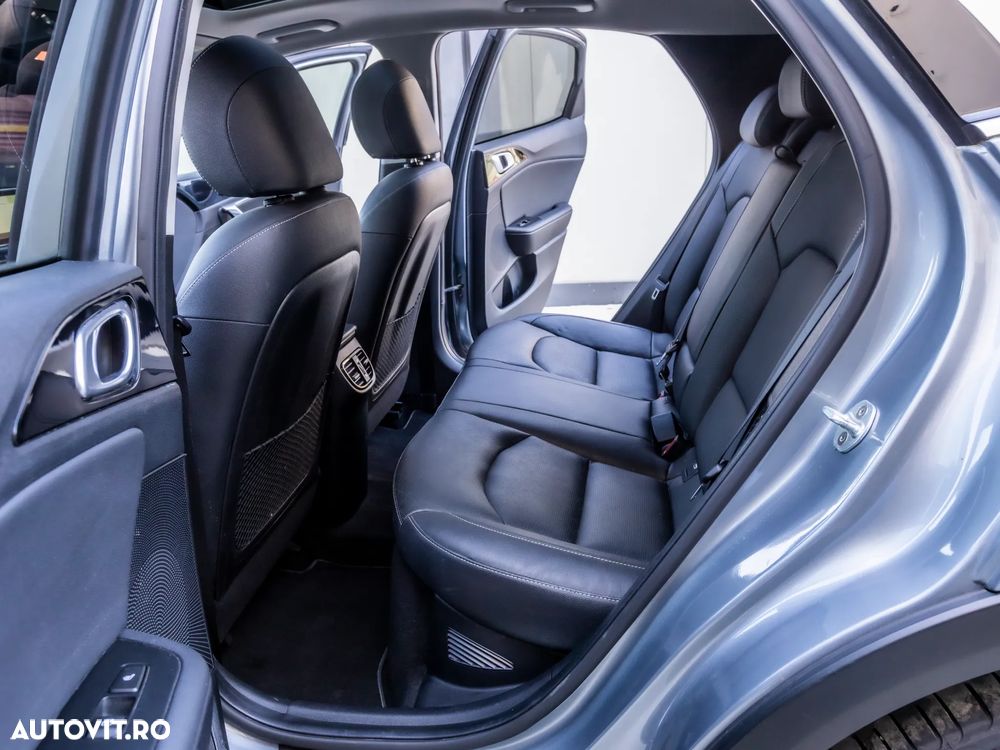 Kia XCeed 1.6 GDI DCT6 OPF Platinum Edition - 17