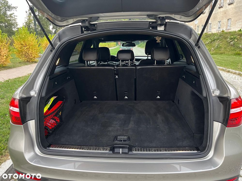 Mercedes-Benz GLC 300 4Matic 9G-TRONIC Exclusive - 16