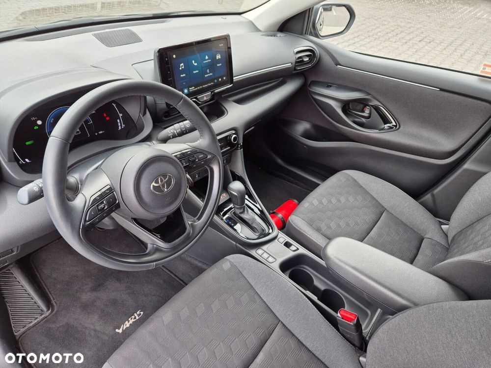 Toyota Yaris Hybrid 1.5 Style - 8