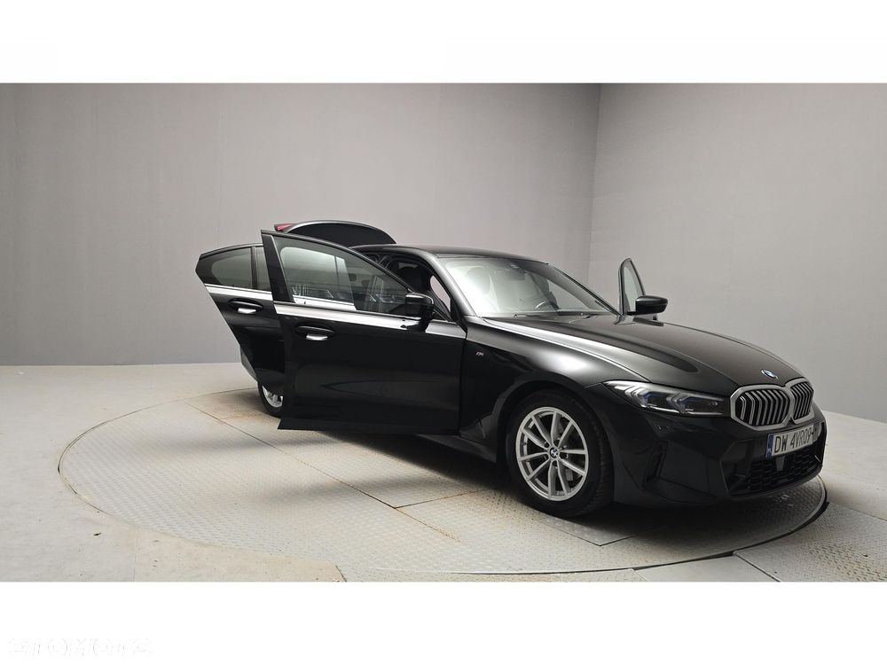 BMW Seria 3 320d xDrive mHEV M Sport - 14