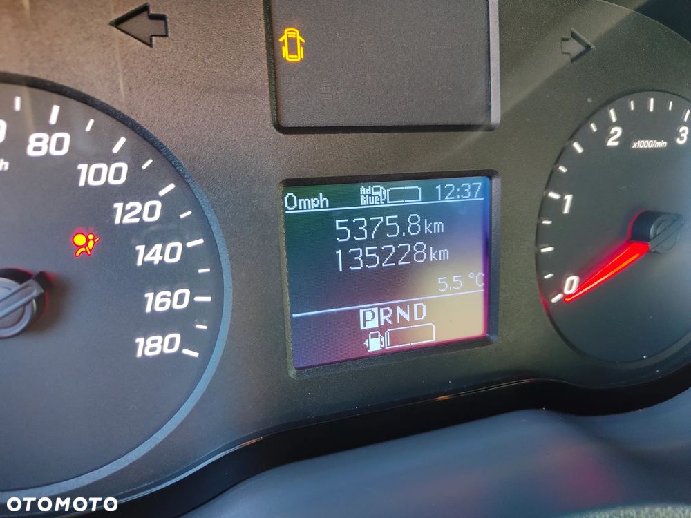 Mercedes-Benz SPRINTER 907 - 13