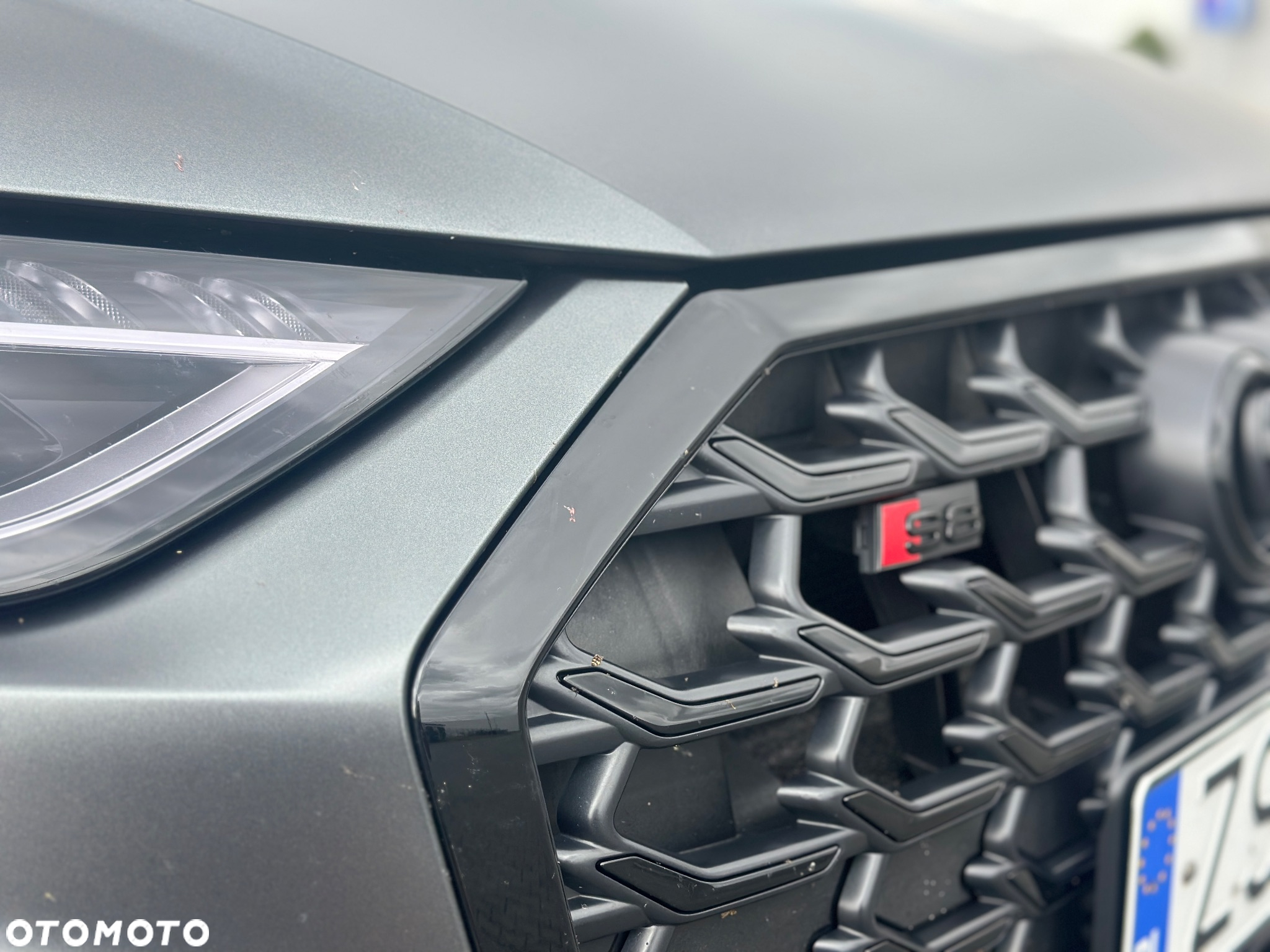 Audi S8 - 7