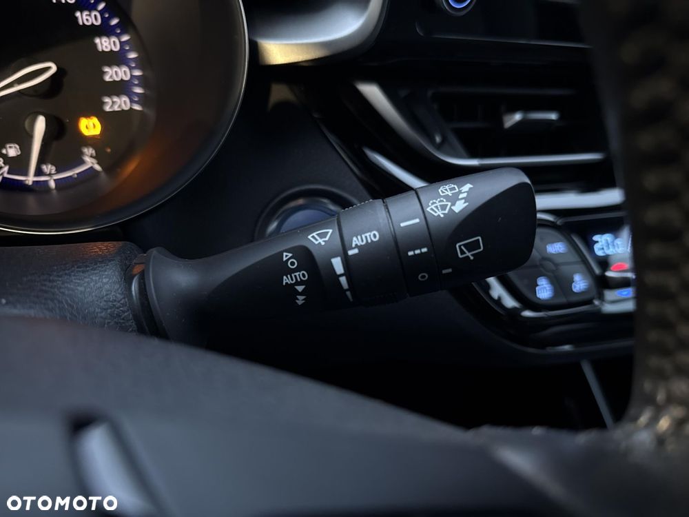 Toyota C-HR 2.0 Hybrid Executive - 21