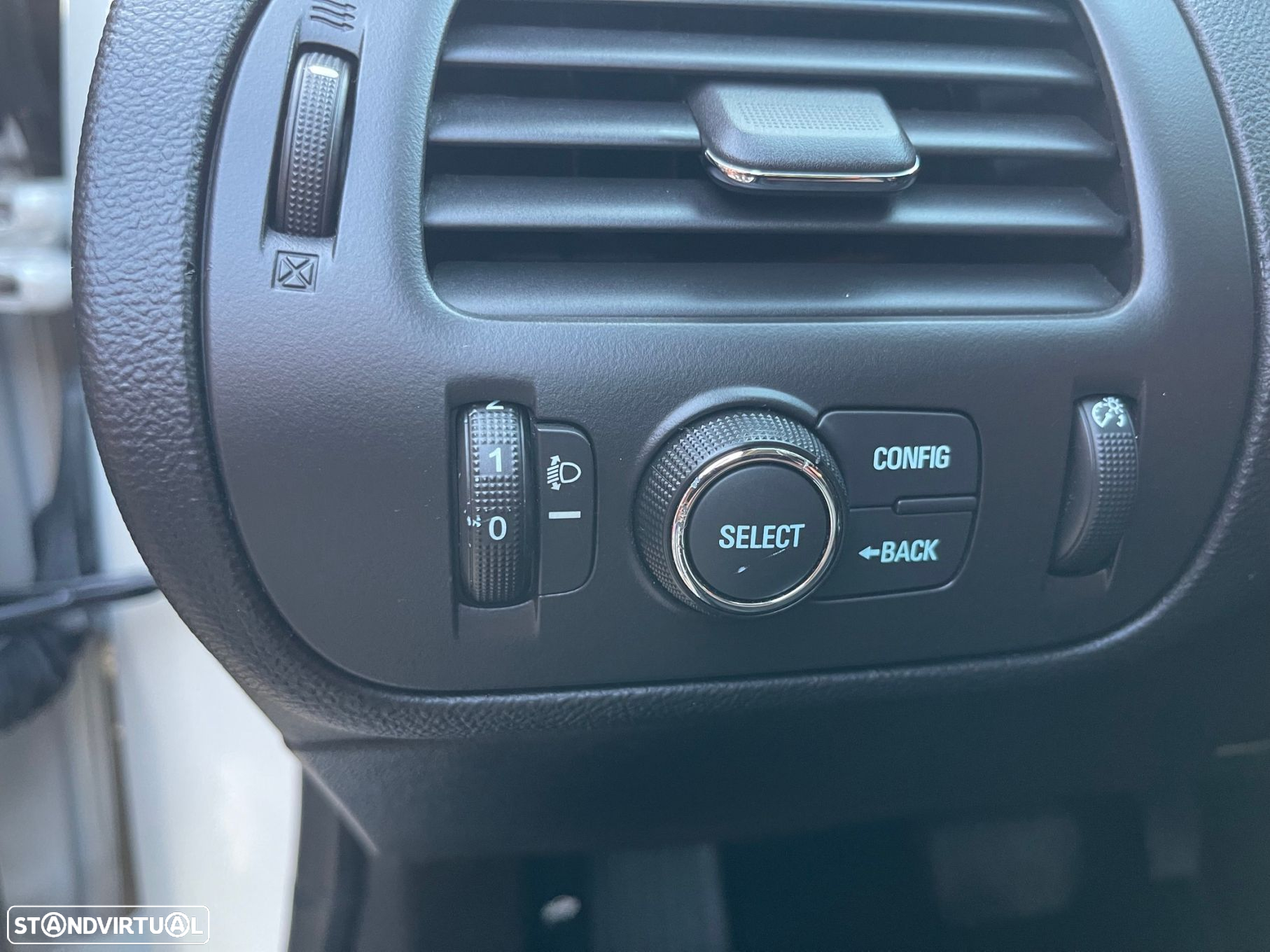 Opel Ampera-e - 18