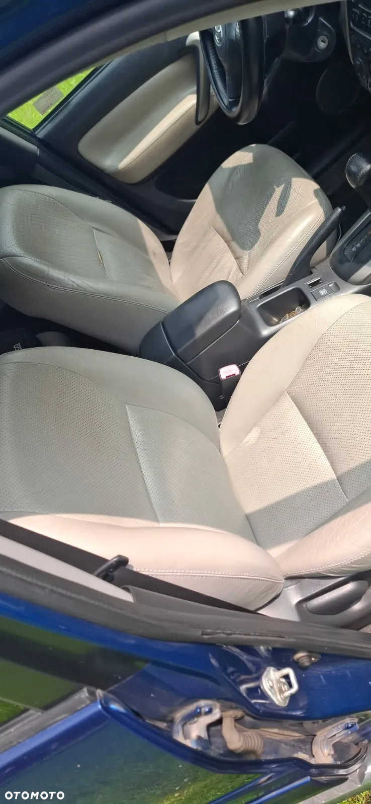 Toyota RAV4 2.0 VVT-i 4x4 - 4