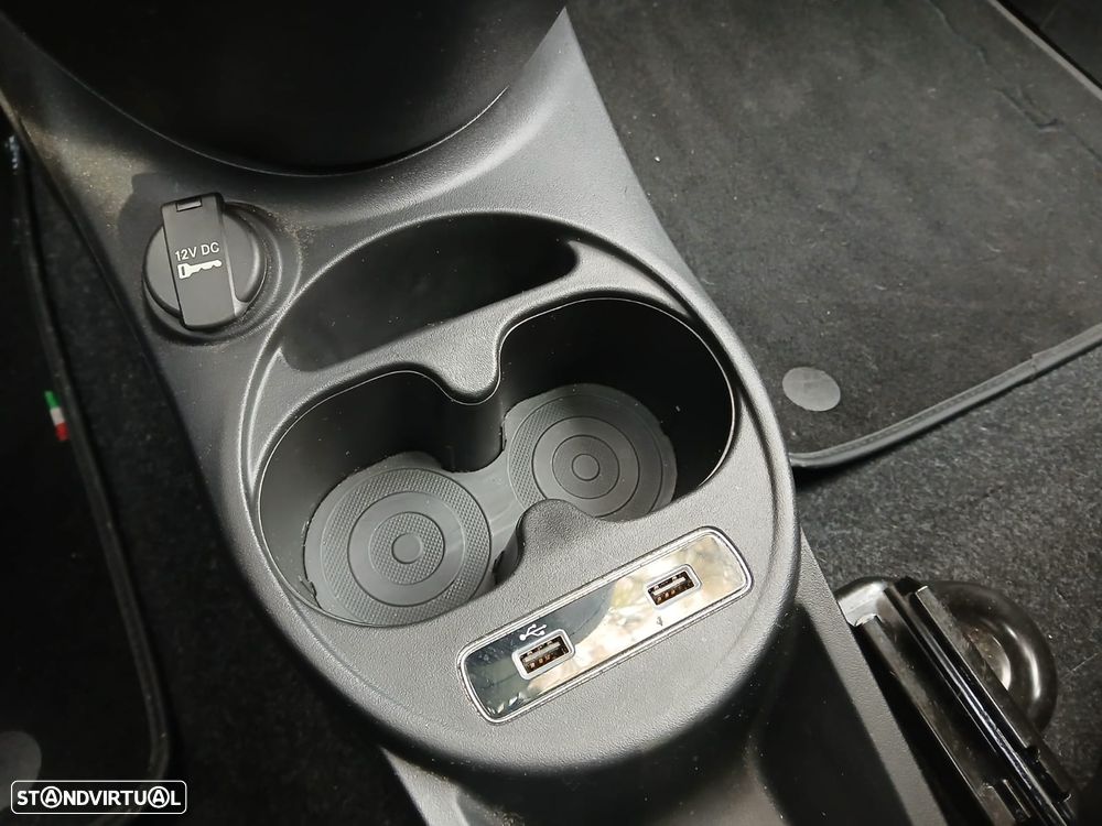 Fiat 500 1.0 Hybrid Connect - 19