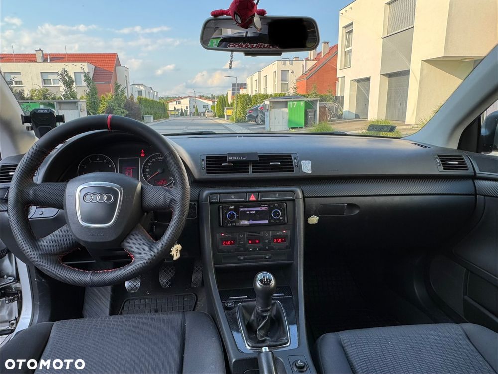 Audi A4 Avant 2 - 14