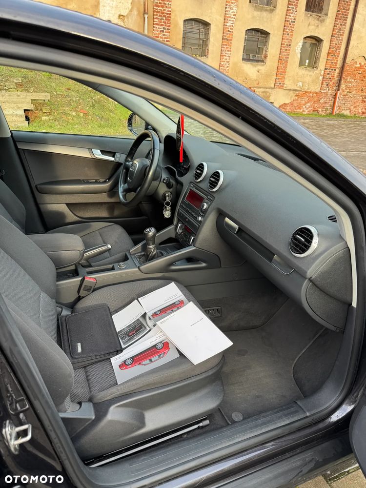 Audi A3 Sportback 2.0 TDI Ambiente - 7