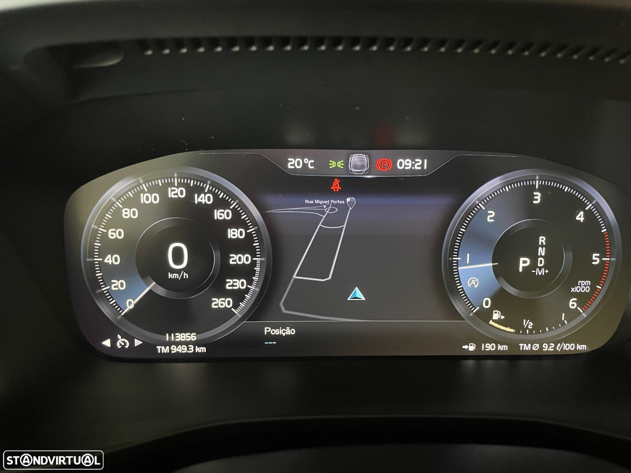 Volvo XC 40 2.0 D3 Momentum Geartronic - 12
