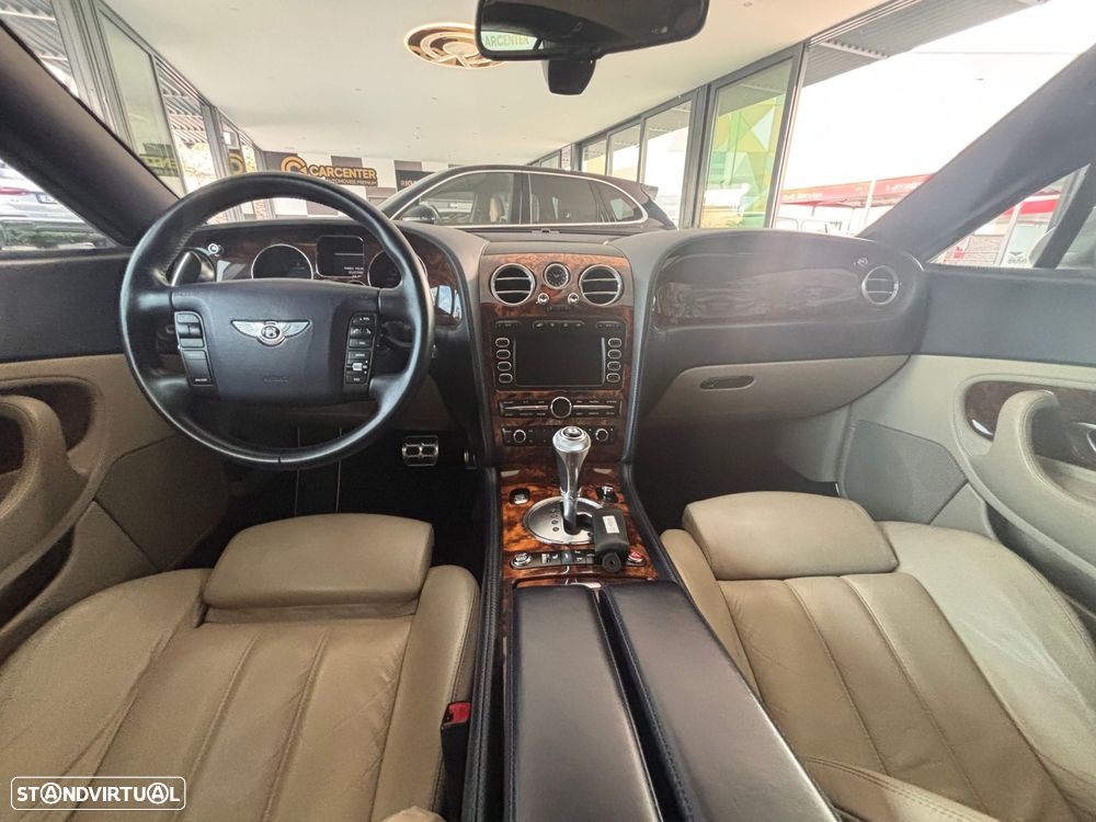 Bentley Continental GT - 11