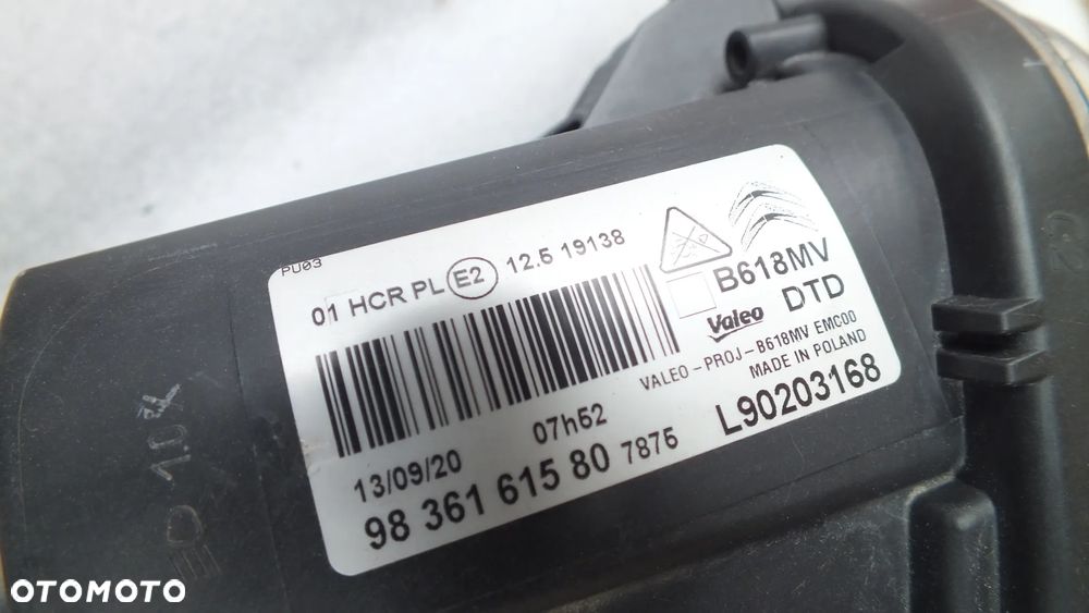 Lampa przednia lewa prawa Fulled Citroen C3  III - 6