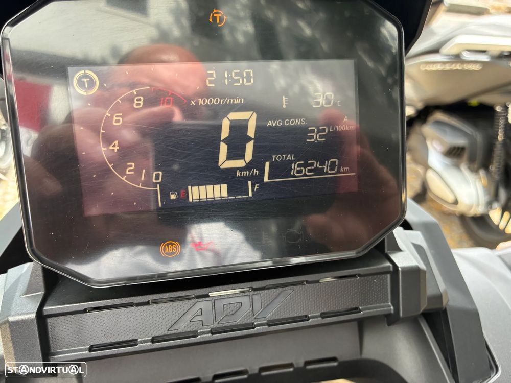 Honda ADV 350 - 13