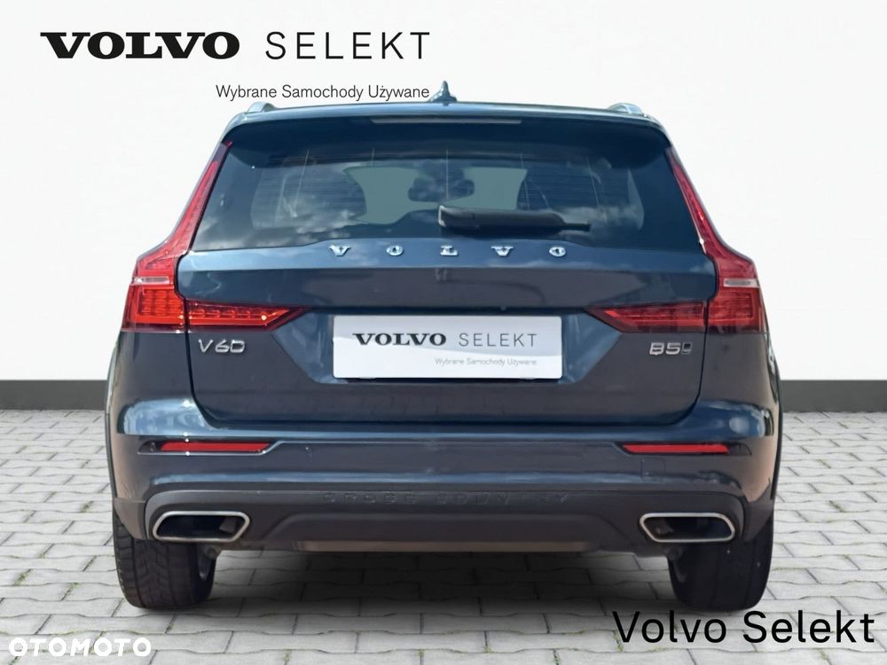 Volvo V60 Cross Country - 7