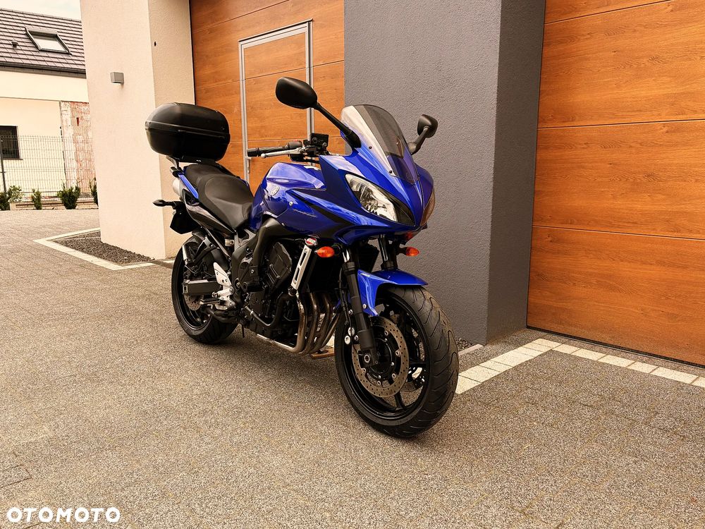 Yamaha FZ6 - 1