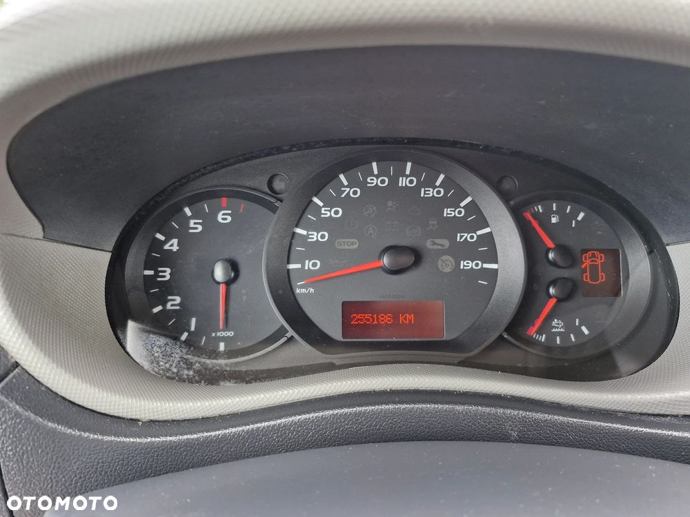 Renault Master - 24