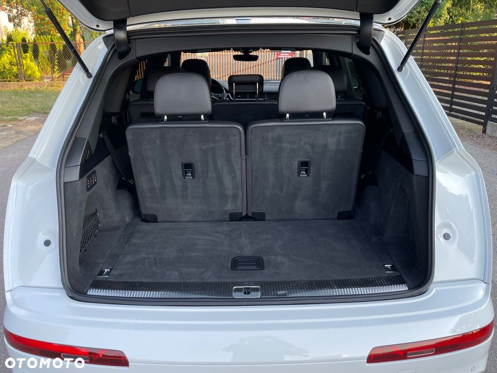 Audi Q7 55 TFSI quattro tiptronic - 30