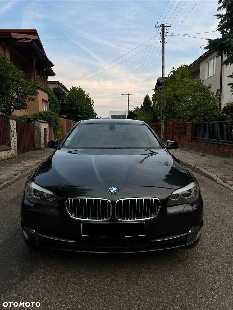 BMW Seria 5 520d Luxury Line - 3