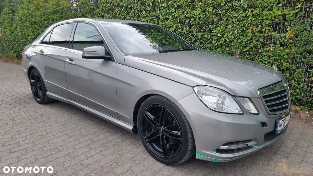 Mercedes-Benz Klasa E - 18