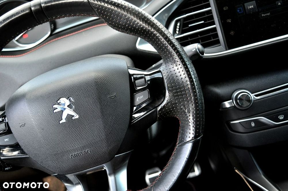 Peugeot 308 2.0 HDi Allure - 27