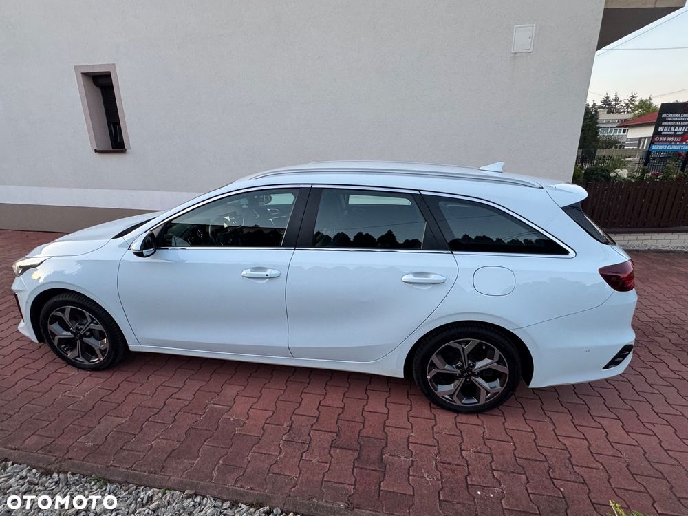 Kia Ceed - 22